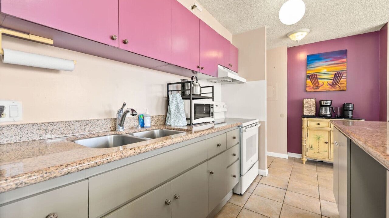 Photo of Kitchen in Waikiki