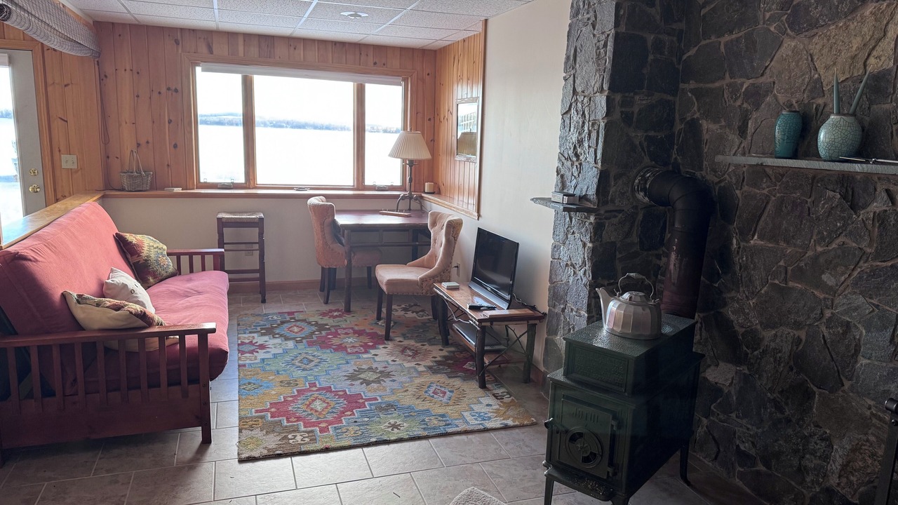 Photo of Livingroom in Greenville Junction