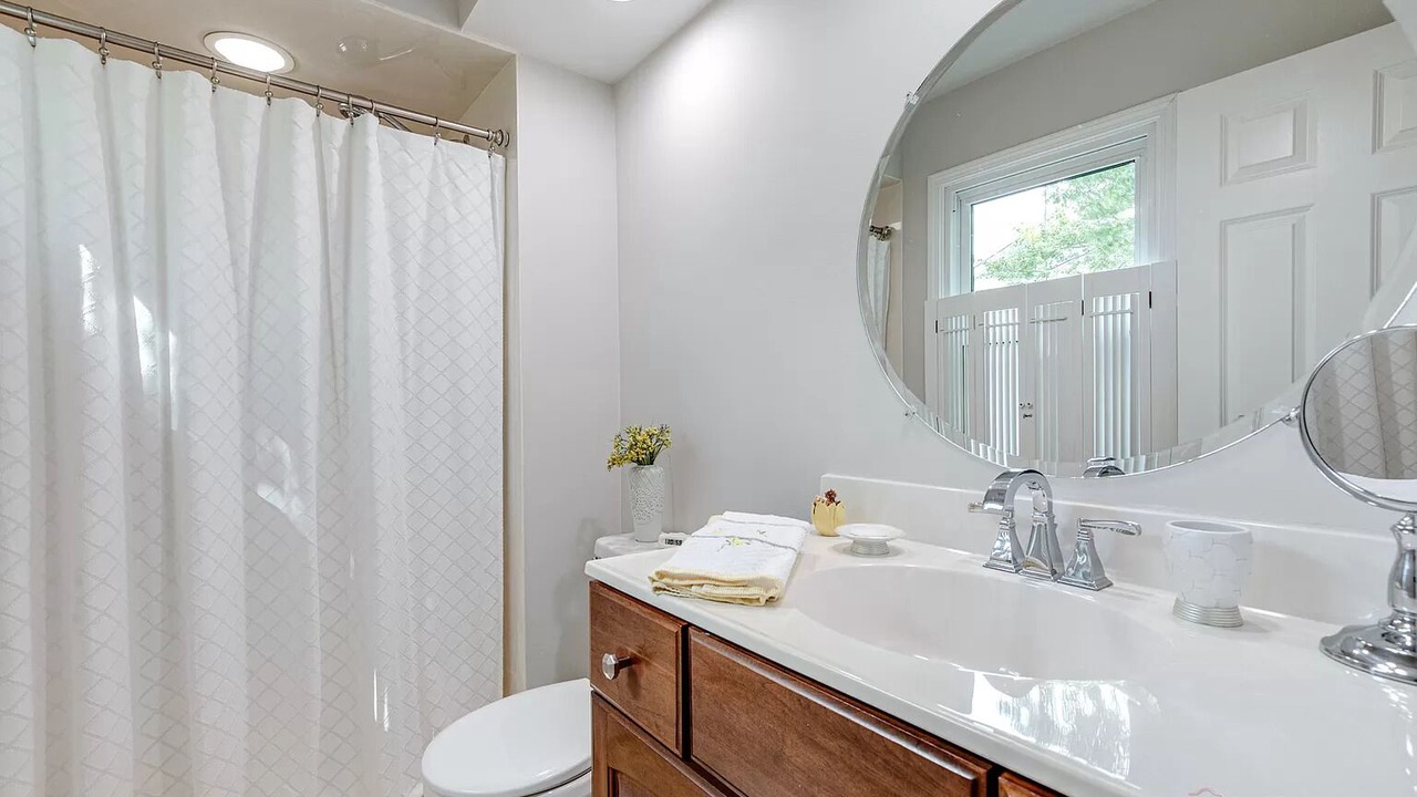Photo of Bathroom in Kildeer