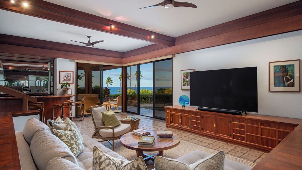 Photo of Livingroom in Kamuela