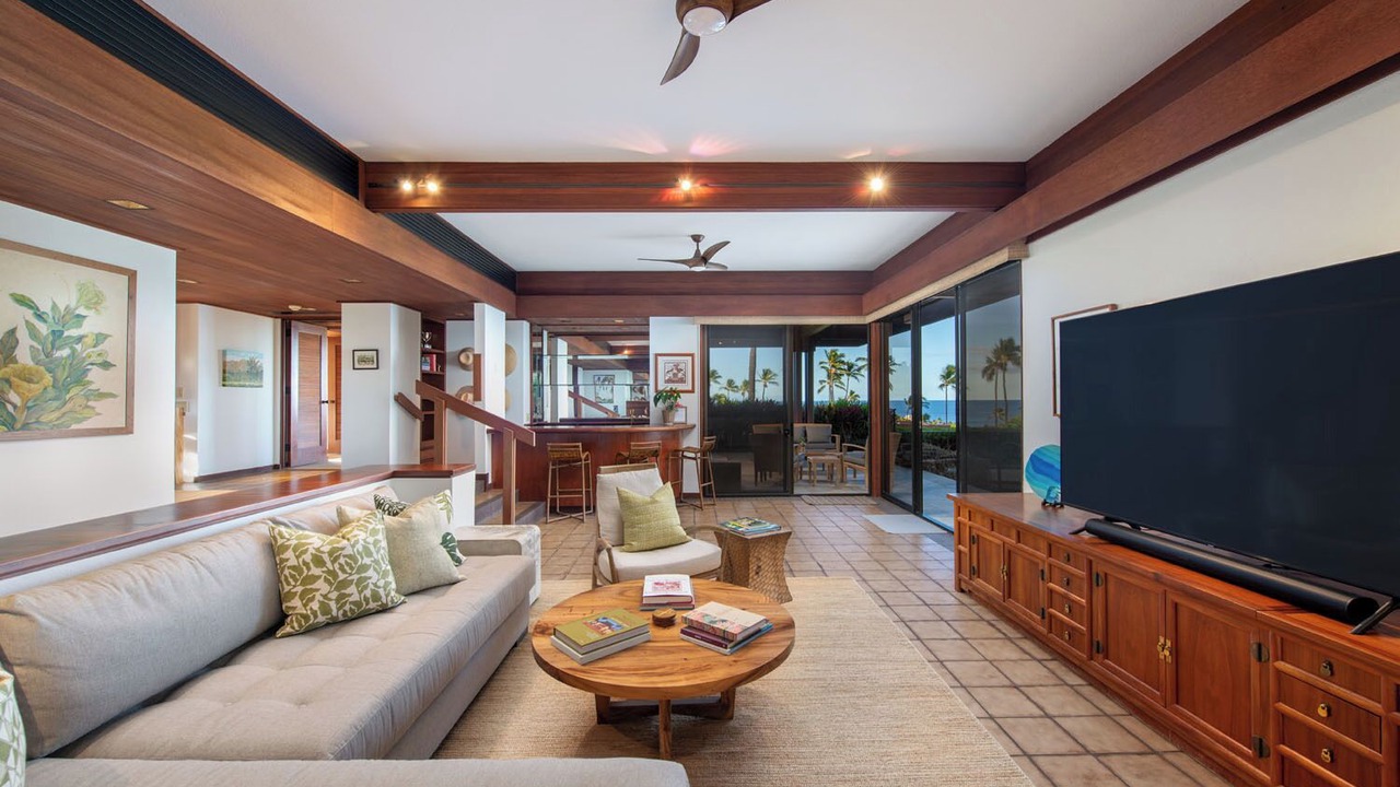 Photo of Livingroom in Kamuela