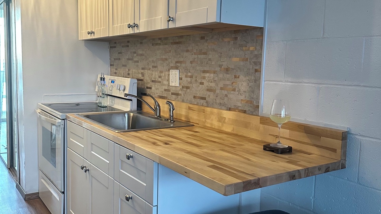 Photo of Kitchen in Waianae
