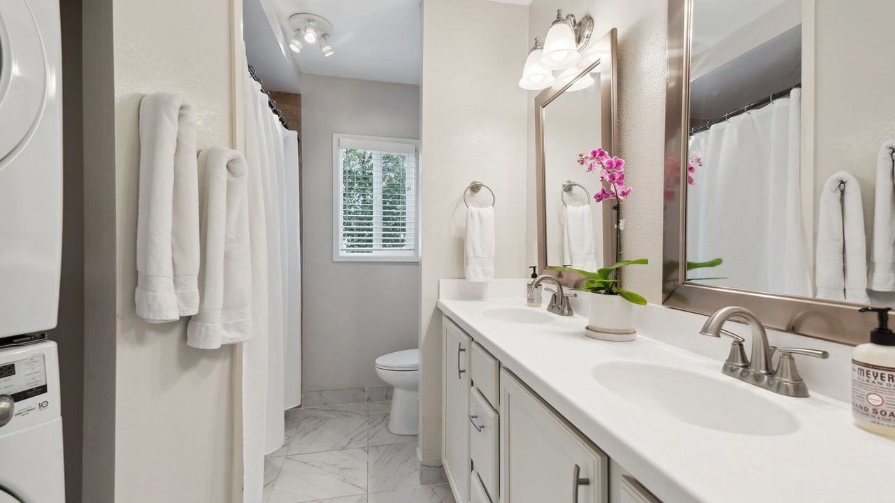 Photo of Bathroom in Princeville