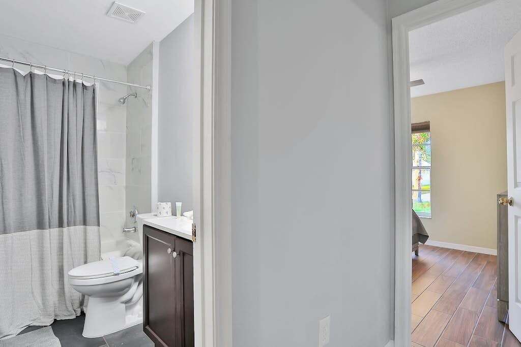 Photo of Bathroom in Regal Palms