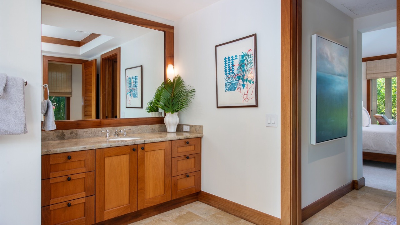Photo of Bathroom in Kaupulehu