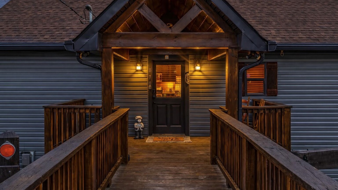 Photo of Patio Balcony in Chalet Village North