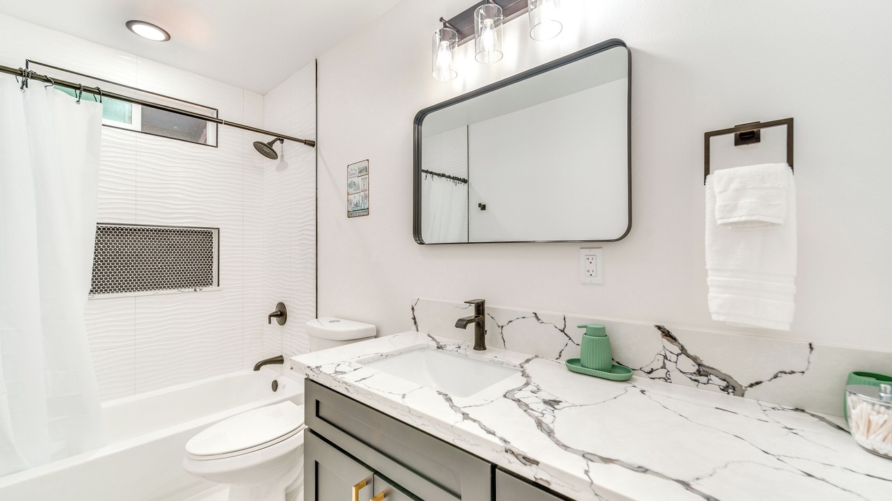 Photo of Bathroom in Keaau