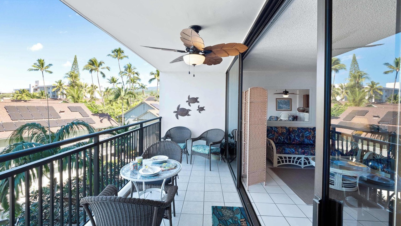 Photo of Patio Balcony in Historic Kailua Village