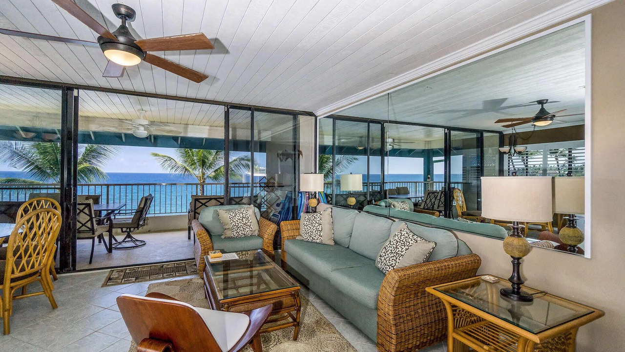Photo of Livingroom in Historic Kailua Village