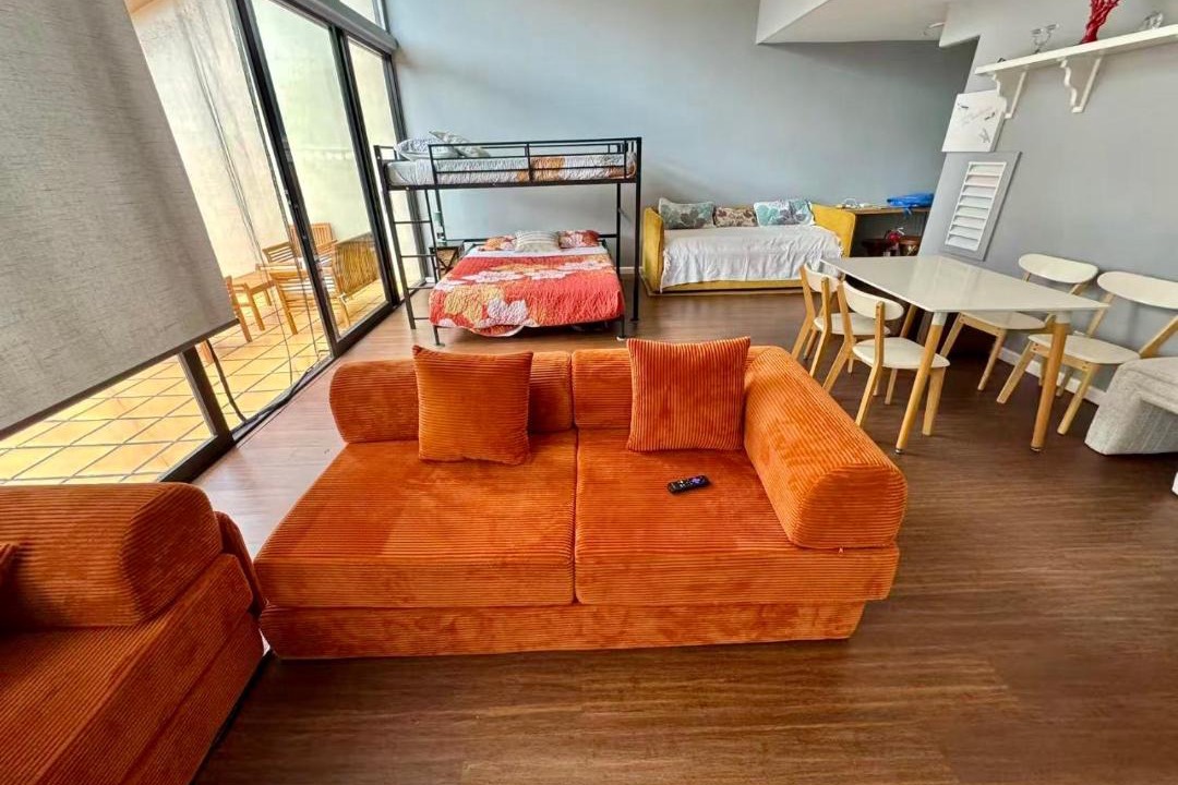 Photo of Livingroom in Downtown Honolulu