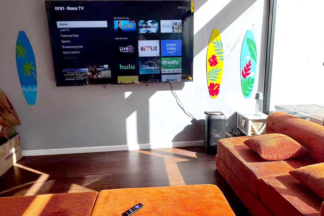 Photo of Livingroom in Downtown Honolulu