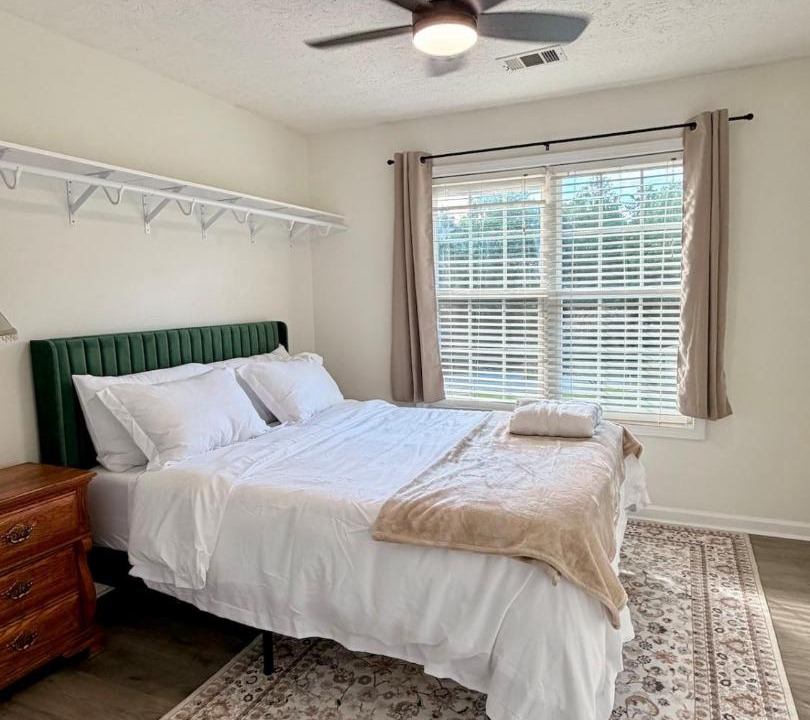 Photo of Bedroom in Suwanee