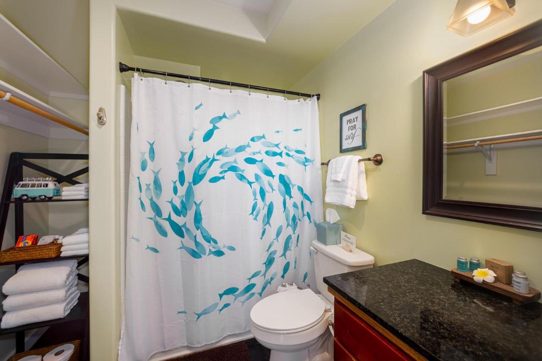 Photo of Bathroom in Historic Kailua Village