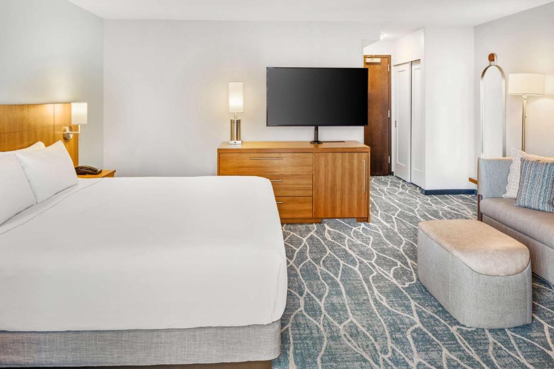 Photo of Bedroom in Waikiki