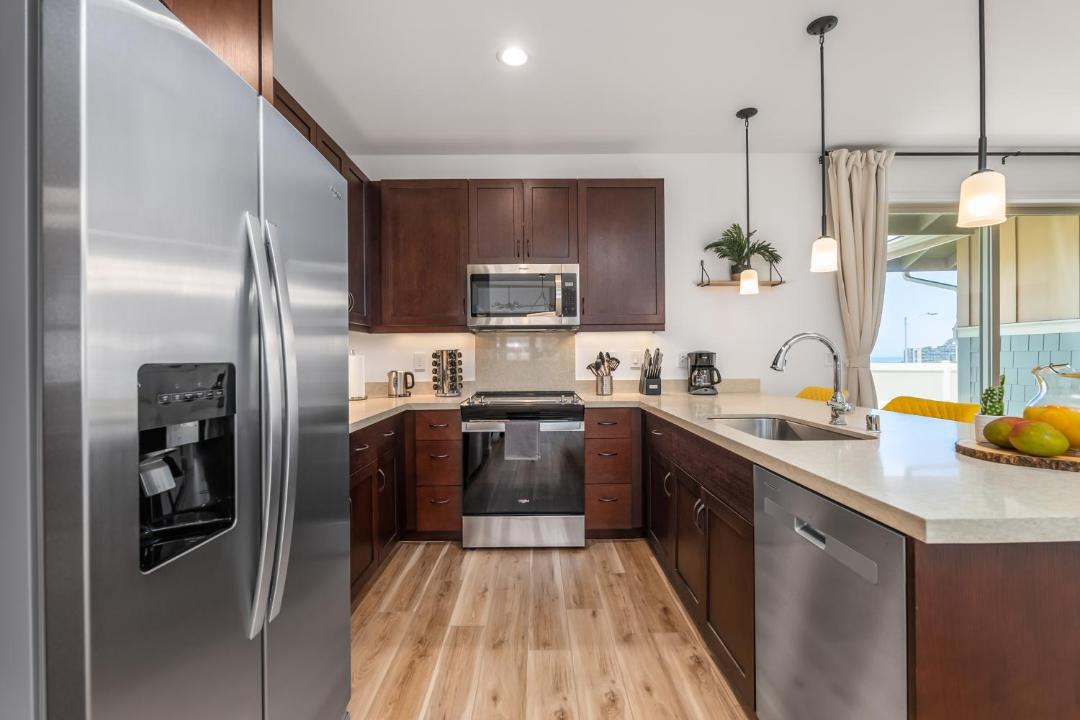 Photo of Kitchen in Makaha Valley