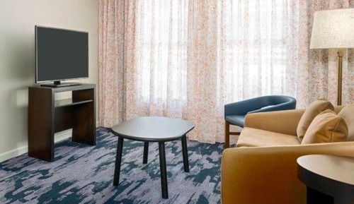 Suite, 1 King Bed with Sofa bed, Non Smoking, Garden Tub