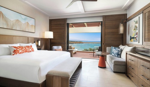 Room, 1 King Bed, Balcony, Oceanfront (Tower, Renovated)
