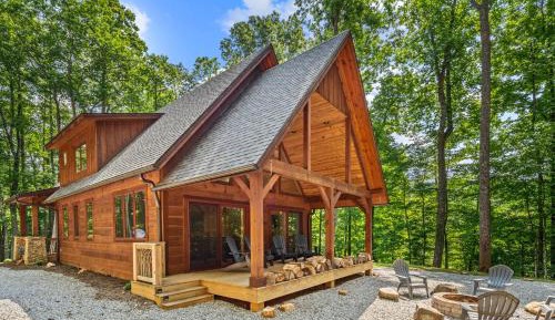 Three-Bedroom Vacation Home 