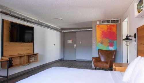 Two-Bedroom Suite with Two King Beds and Interior Entry - Non-Smoking