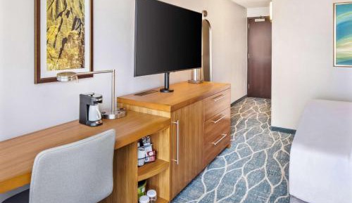 Queen Room with Two Queen Beds with Sofa Bed and Ocean View