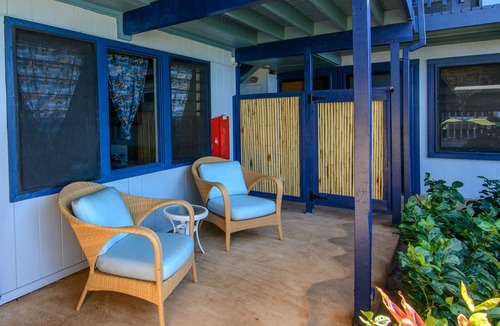 Historic Lahaina Front Street Hotel | MaKai Sunset Inn