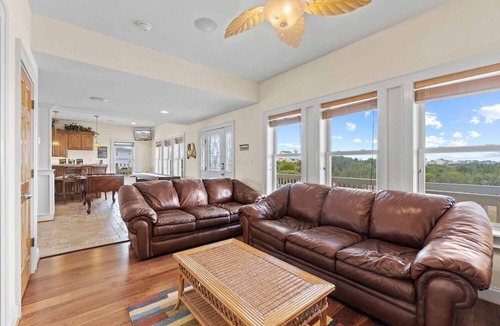 Rodanthe House | On Special - JAMAICAN ME HAPPY in Rodanthe