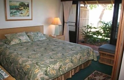 Maunaloa Cottage | Closest Oceanfront Cottage on Kepuhi Beach, Molokai DISCOUNT