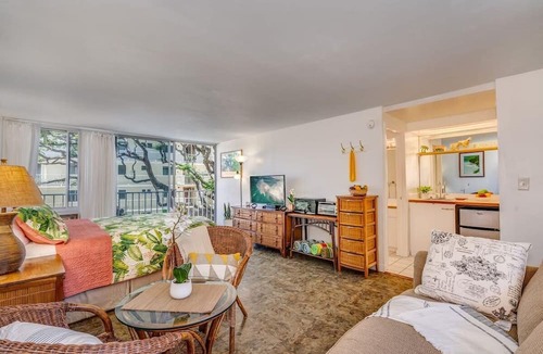 Diamond Head - Kapahulu - St. Louis Apartment | @ Marbella Lane - Breezy Studio@diamond Head Beach Hotel