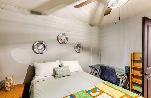 Fairbanks Cottage | Walk to Dtwn: Dog-friendly Retreat in Fairbanks!