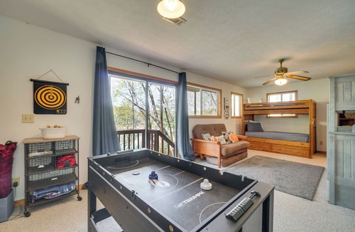 Unaka Cottage | Dock on Hiwassee Lake! Family Murphy Retreat