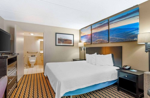 Wilkesboro Hotel | Quality Inn near Speedway