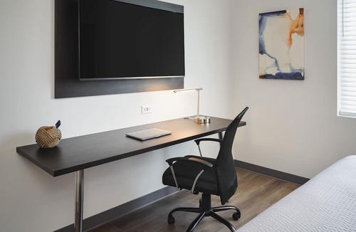 Cleveland Hotel | stayAPT Suites Cleveland
