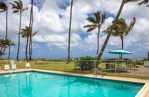 Punaluu Condo | Beachfront Condo with Amazing View