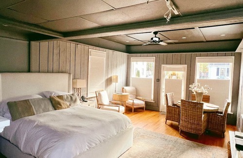 Sperryville House | The River Cottage: 29 Main Street