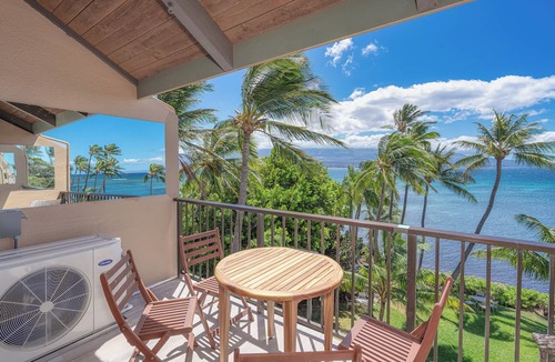 Maalaea Condo | Direct Oceanfront Newly Remodeled!