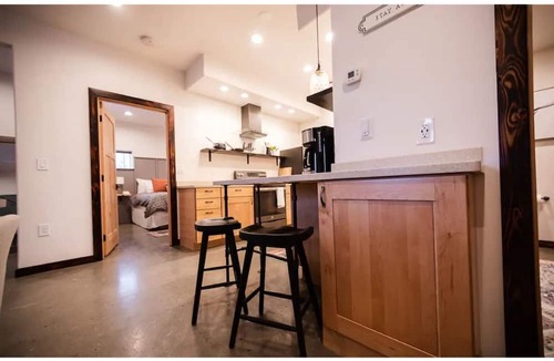 Fairbanks Apartment | Beautiful, 1 Bedroom in the Hills of Fairbanks
