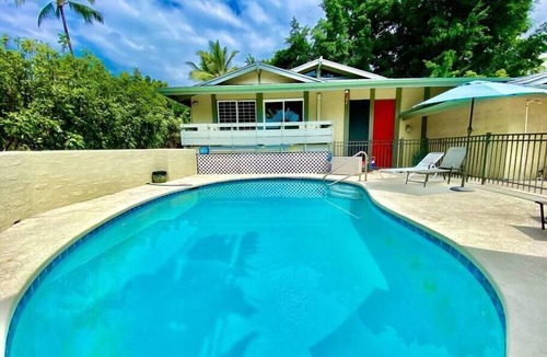 Keauhou House | Incredible 5br He'eia Bay Pool Home w/hot tub for 16!