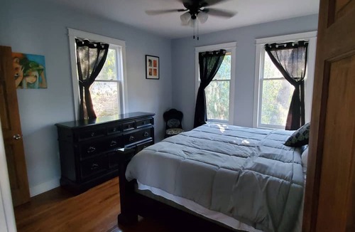 Spruce Pine House | Secluded Mountain Home for 10 w/Hot Tub & Theater