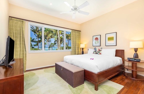 Kahuku Condo | Turtle Bay Villas 311 by Gather: Beachfront w/Shared Pool/Spa/AC
