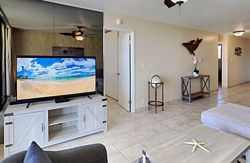Maalaea Condo | Where Blue Waters Beckon Maalaea Remodeled 2BR Condo Ocean Views Harbor