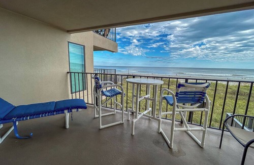 Little River Condo | 20% off 3-7 nights thru Aug. 1BR OF condo in Ocean Drive. Great location.