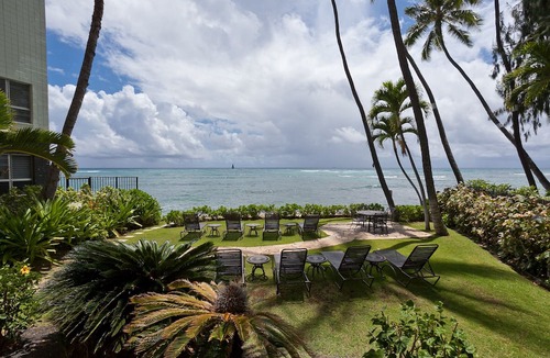 Diamond Head - Kapahulu - St. Louis Apartment | A Gem of a Studio at The Diamond Head Beach Hotel
