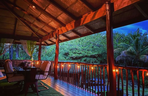 Keaau House | 30% OFF SEPT SALE 9-13th BOOK NOW-Treehouse Vibe+OCEAN+W&D+BBQ+Hilo.