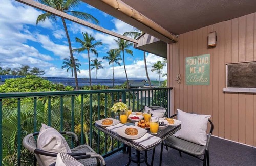 Kihei Condo | Steps to Beach Condo with Ocean Views & Pool