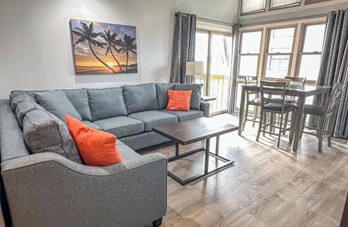 Kihei Condo | OCEANFRONT RESORT- WHALES+LOW WINTER RATES- Kihei Sands Beachfront Condo-B10