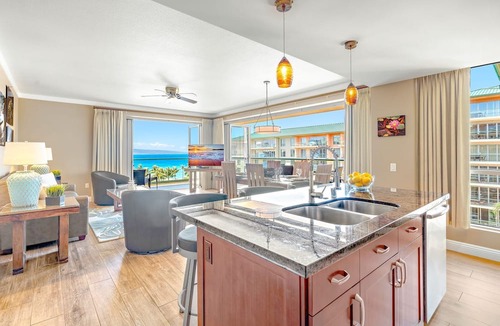 Honokowai Condo | Maui Resort Rentals: Honua Kai Konea 613 - Upgraded 6th Floor Ocean View 2BR w/Deluxe Corner Floor Plan