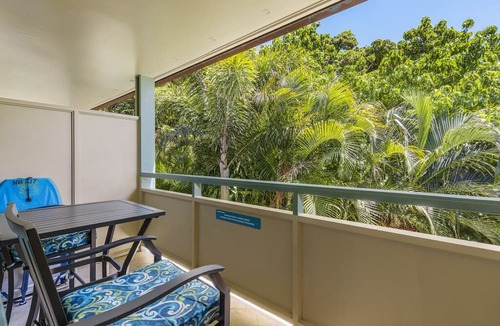 Napili Condo | Aloha Condos, Napili Bay Resort, Condo 217, Beach View