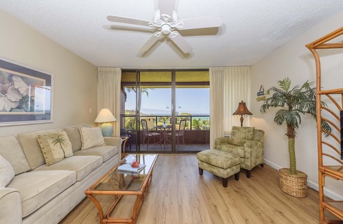 Kahana Condo | OCEAN VIEW 1 Bedroom condo - Steps to the beach! Kahana Villa F406