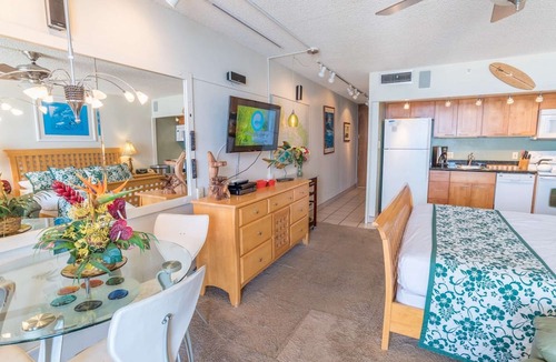 Kahana Condo | Royal Kahana 1104 - Oceanview Studio - Summer and Fall Savings! Free Activities!