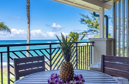Kahuku Apartment | SUMMER REDUCED! Villa 317, KING bed, Penthouse Lvl Ocean View Turtle Bay